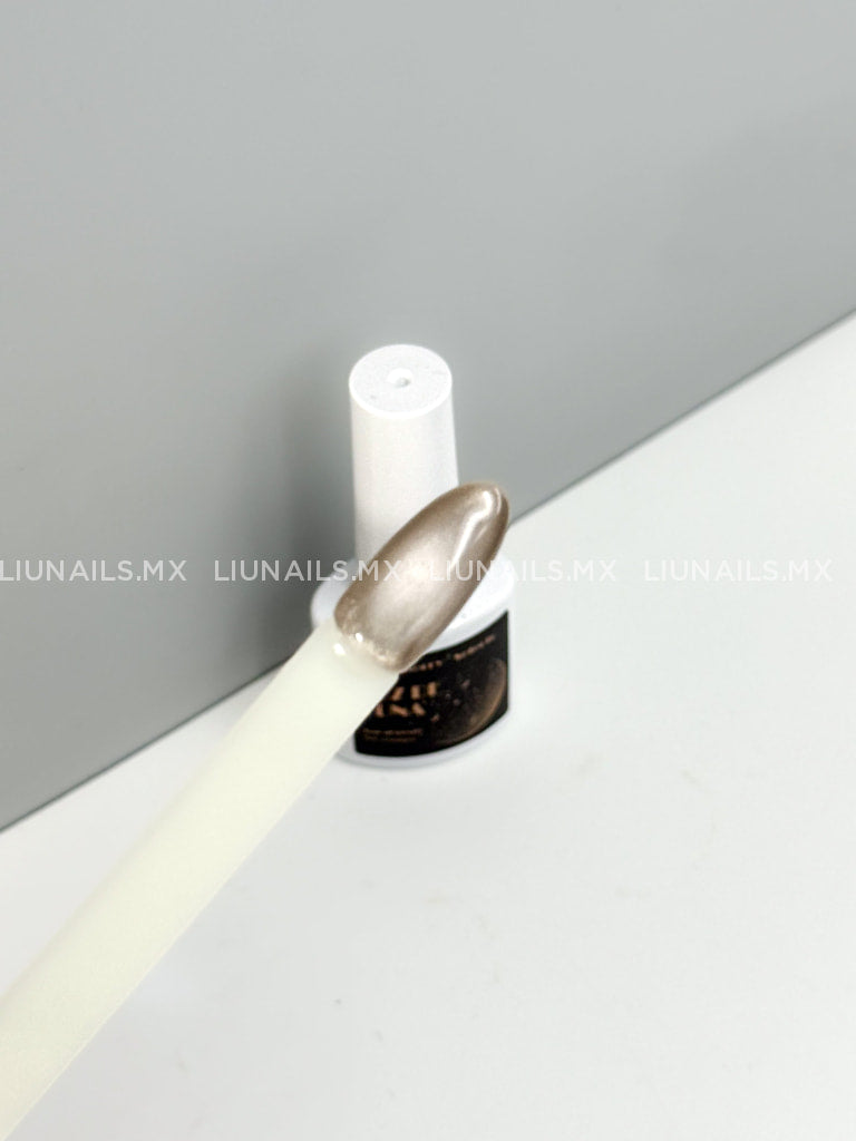 Color Cat Eye Luz de Luna Miss Cherry Colores