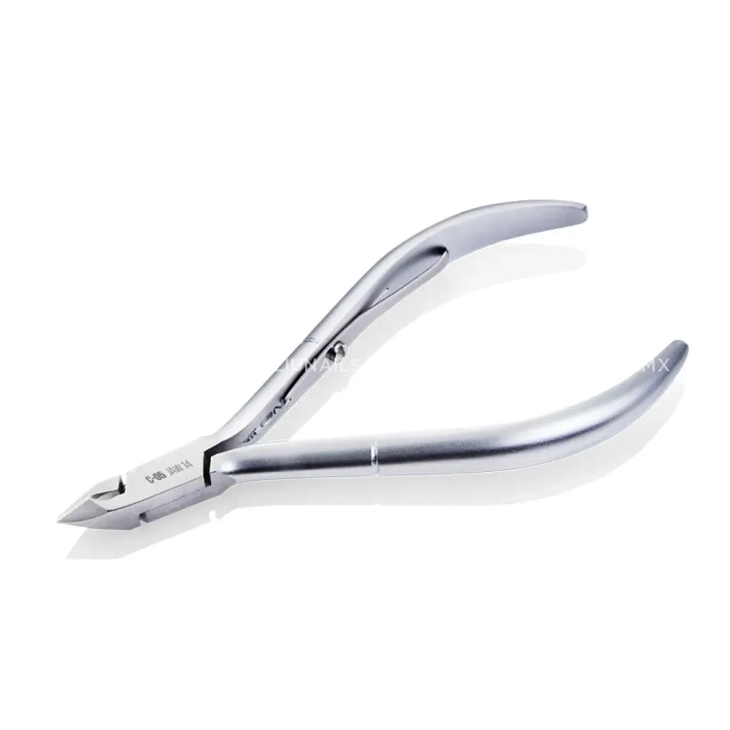 Alicate para cutícula 5 mm C.05 NGHIA Alicates para cutícula