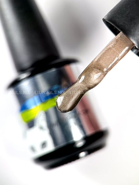 Color Cat Eye 02 “Cucurusito” – LIUNAILS Colores
