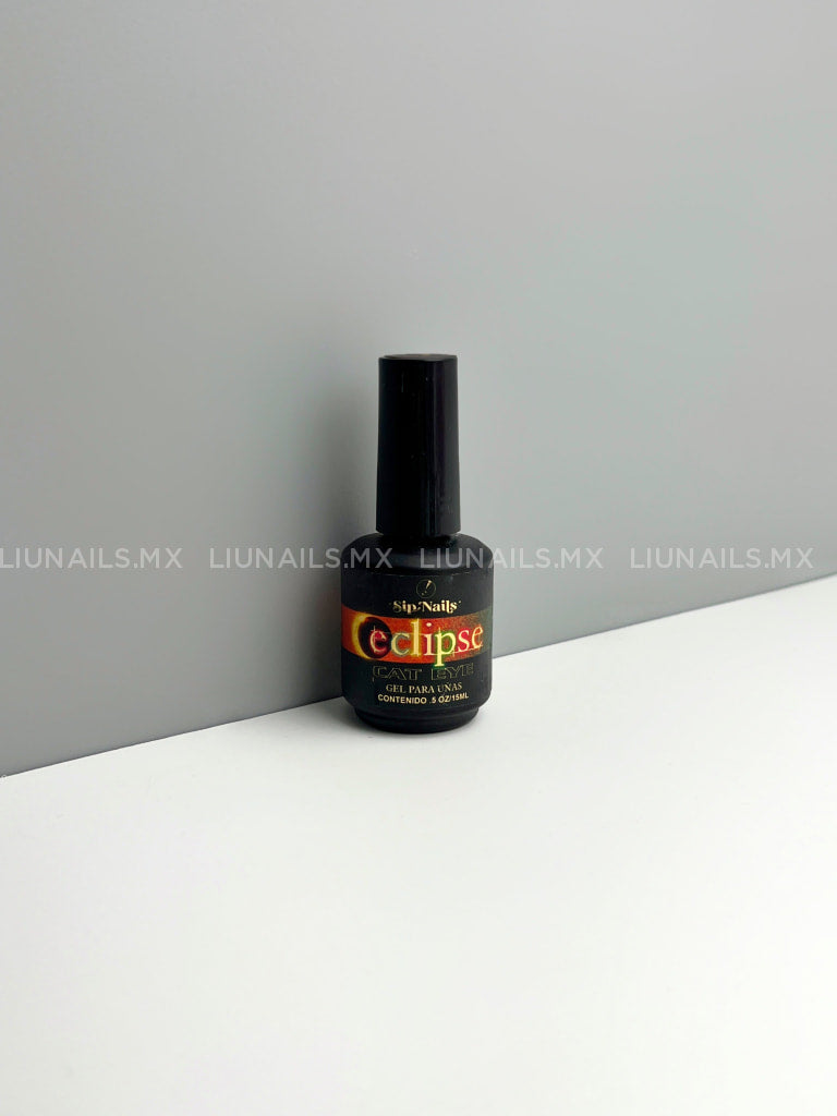 Color Cat Eye Eclipse 01 Sip Nails Colores